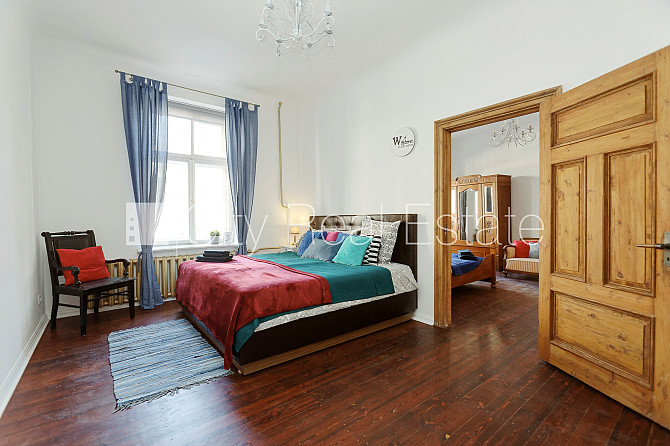 Фасадный дом, вход с улицы, количество спален 4 шт., изолированные комнаты 4 шт., Рига - изображение 17