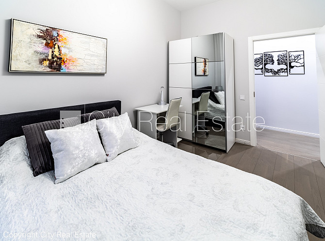 Дом во дворе, реновированный дом, благоустроенный озеленённый двор, закрытый Рига - изображение 10