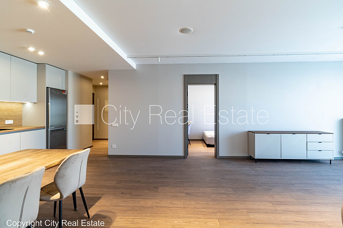 Renovēta māja, ieeja no ielas, luksuss apartamenti , logi vērsti uz pagalma pusi, studio tipa, Rīga - foto 7