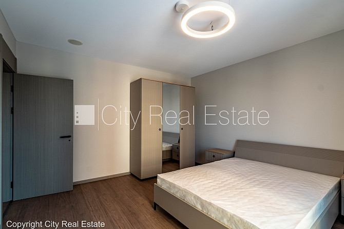 Renovēta māja, ieeja no ielas, luksuss apartamenti , logi vērsti uz pagalma pusi, studio tipa, Rīga - foto 18