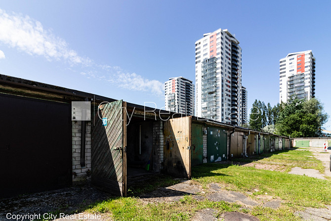 Zeme īpašumā, iežogota teritorija, slēgta teritorija, garāža vienai automašīnai, betona Rīga - foto 1
