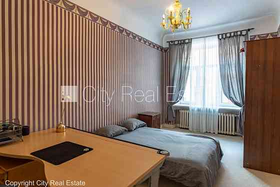 Реновированный дом, благоустроенная озеленённая территория, апартаменты люкс, Рига