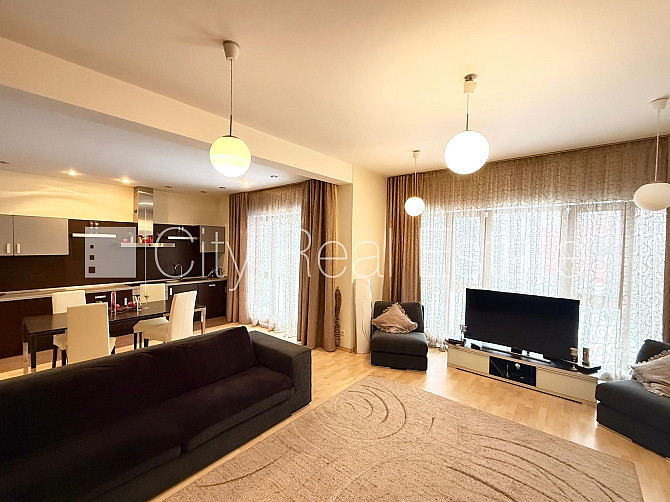 Rindu māja, jaunceltne, labiekārtota apzaļumota teritorija, labiekārtots apzaļumots pagalms, Jūrmala - foto 2