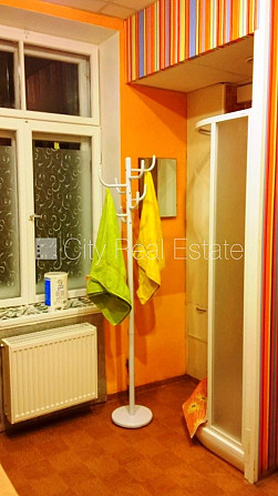 Šo dzīvokli izīrē pa diennaktīm (īstermiņa īre), īres cena sludinājumā norādīta par Rīga - foto 9