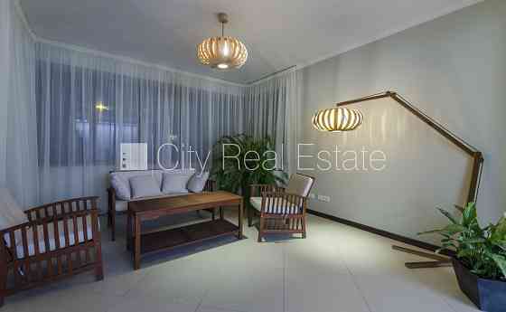 Земля в собственности, реновированный дом, поменянное покрытие крыши, кирпичные Rīga