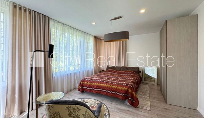 Privātmāja, renovēta māja, labiekārtota apzaļumota teritorija, automātiska zālāja Jūrmala - foto 7