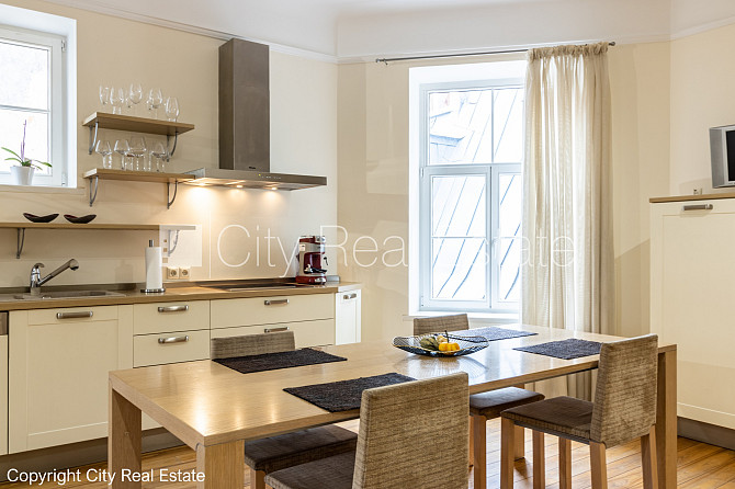 Фасадный дом, реновированный дом, благоустроенная озеленённая территория, Рига - изображение 8