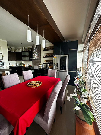 Фасадный дом, реновированный дом, возможность аренды парковки, вход с улицы, лифт, Рига - изображение 10