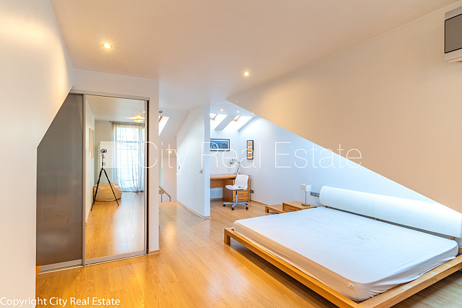 Мансарда, французский балкон, двухэтажный, центральное отопление, деревянные Рига - изображение 7