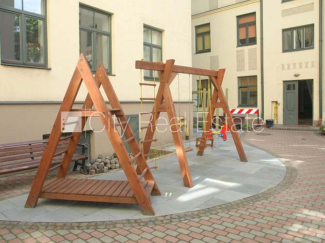 Jaunceltne, fasādes māja, zaļā teritorija, labiekārtots apzaļumots pagalms, pazemes Jūrmala - foto 19