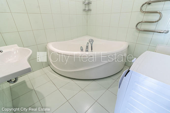 Фасадный дом, реновированный дом, благоустроенная озеленённая территория, Рига - изображение 17