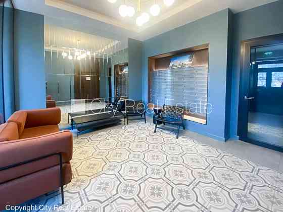 Реновированный дом, благоустроенная озеленённая территория, подъездная дорога Rīga