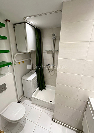 Новостройка, фасадный дом, вход со двора, лифт, лестничная клетка после Рига - изображение 10