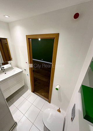 Новостройка, фасадный дом, вход со двора, лифт, лестничная клетка после Рига - изображение 11