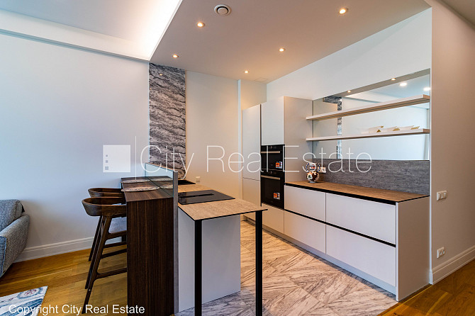 Новостройка, фасадный дом, вход со двора, лифт, лестничная клетка после Рига - изображение 15