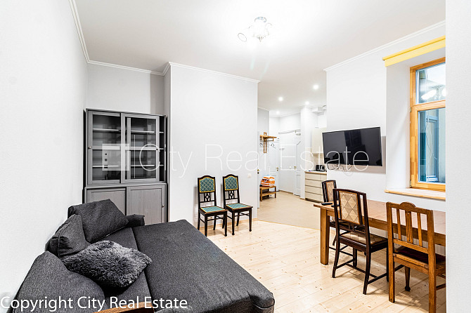 Фасадный дом, реновированный дом, благоустроенная озеленённая территория, Рига - изображение 1