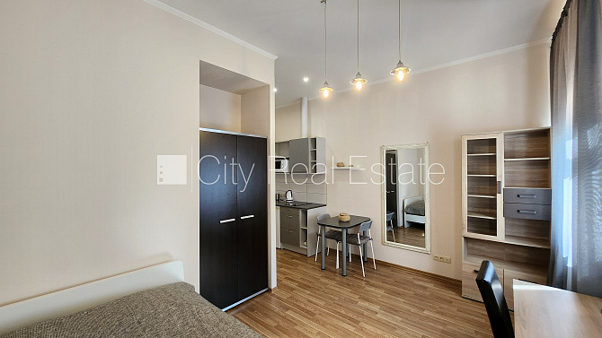 Pagalma māja, slēgts pagalms, beletāža, studio tipa, virtuve apvienota ar istabu, gāzes Rīga - foto 12