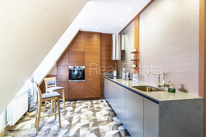 Дом во дворе, реновированный дом, количество квартир в здании 11 шт., закрытый двор, Рига - изображение 7