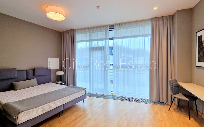 Новостройка, фасадный дом, благоустроенная озеленённая территория, место для Юрмала - изображение 8