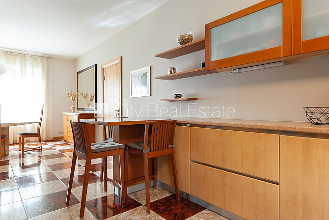 Новостройка, фасадный дом, зеленая территория, подземная стоянка, озеленённая Юрмала - изображение 8