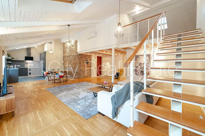 Projekts - Centra Nams, jaunceltne, labiekārtota apzaļumota teritorija, ir lifts, logi vērsti uz Rīga - foto 6