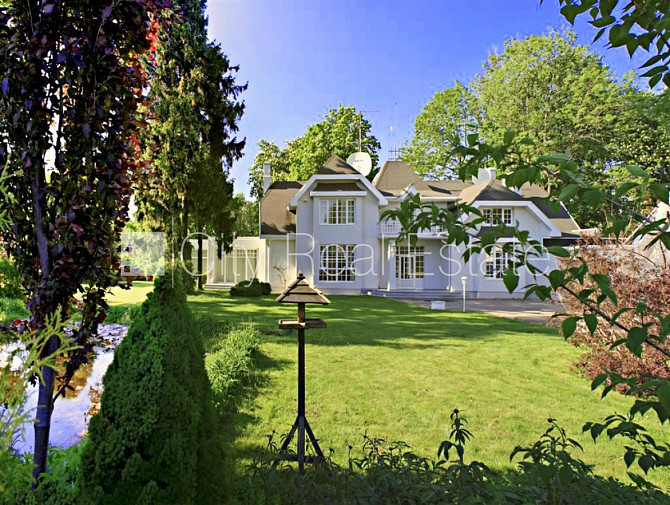 Labiekārtots apzaļumots pagalms, garāža divām automašīnām, veranda, baseins, sauna, Jūrmala - foto 13