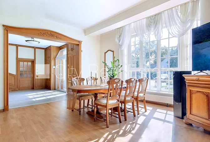 Labiekārtots apzaļumots pagalms, garāža divām automašīnām, veranda, baseins, sauna, Jūrmala - foto 18