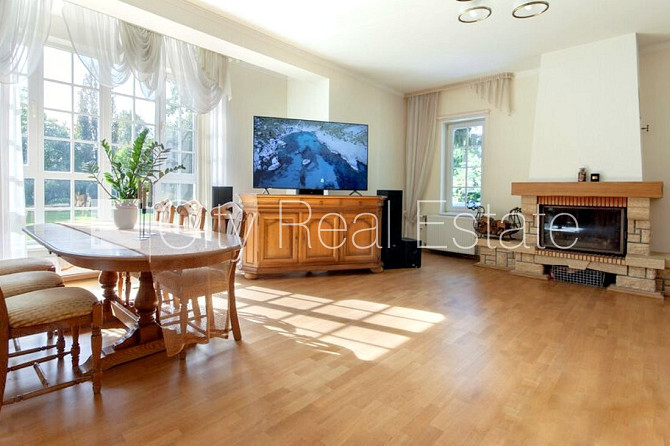 Labiekārtots apzaļumots pagalms, garāža divām automašīnām, veranda, baseins, sauna, Jūrmala - foto 19