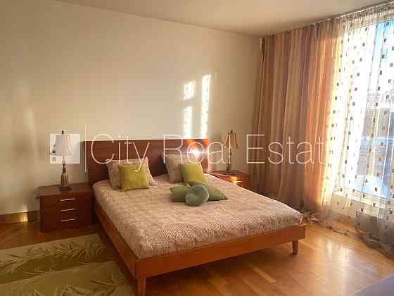 Проект - Centra Nams (Центра Намс), новостройка, благоустроенный озеленённый двор, Рига