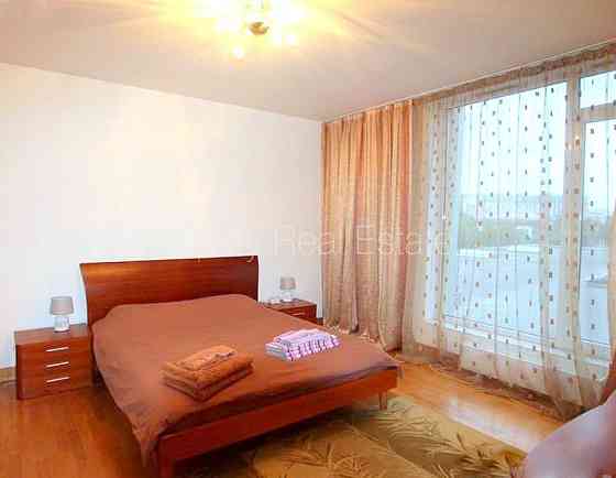 Проект - Centra Nams (Центра Намс), новостройка, благоустроенный озеленённый двор, Рига