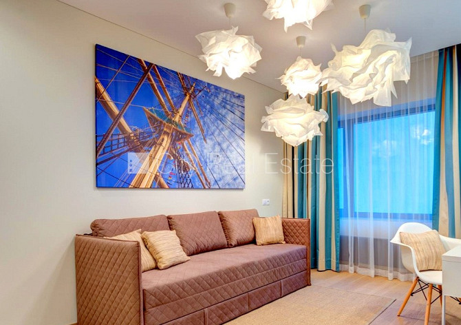 Jaunceltne, labiekārtota apzaļumota teritorija, bruģēts piebraucamais ceļš, garāža vienai Rīga - foto 9