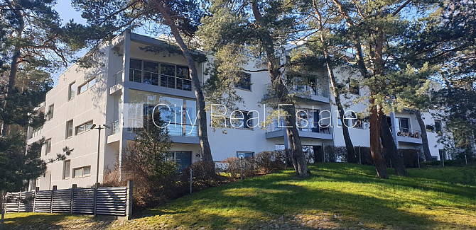 Labiekārtots apzaļumots pagalms, pazemes autostāvvieta, pagalmā bērnu spēļu laukums, divas Jūrmala - foto 19