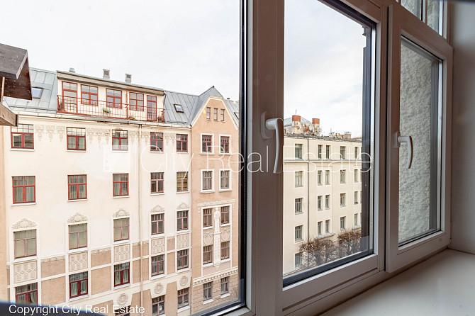 Фасадный дом, реновированный дом, место для машины, охраняемая автостоянка, Рига - изображение 16