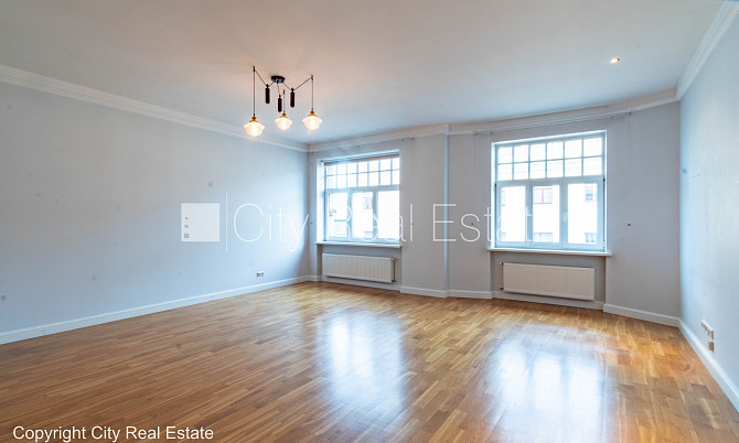 Фасадный дом, реновированный дом, место для машины, охраняемая автостоянка, Рига - изображение 14