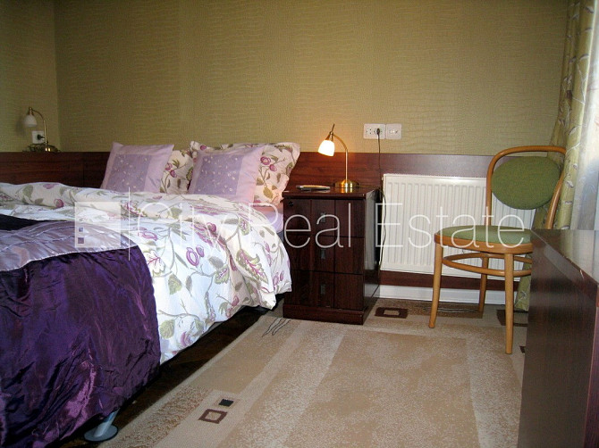 Фасадный дом, лифт, лестничная клетка после косметического ремонта, одна Рига - изображение 1