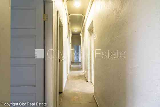 Фасадный дом, реновированный дом, закрытый двор, возможность аренды парковки, Rīga