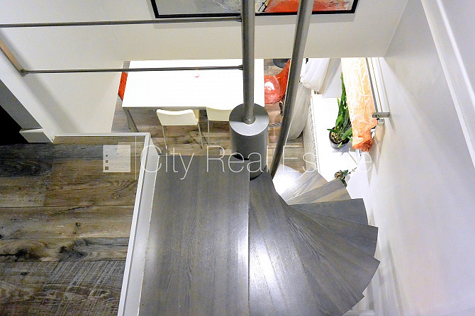 Земля в собственности, дом во дворе, кирпичные стены, благоустроенная Рига - изображение 13