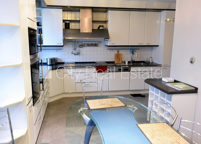 Земля в собственности, здание во дворе, поменянное покрытие крыши, кирпичные Рига - изображение 18