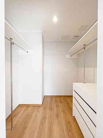 Новостройка, благоустроенный озеленённый двор, возможность аренды парковки, Рига