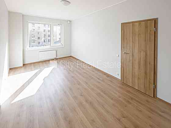 Новостройка, благоустроенный озеленённый двор, возможность аренды парковки, Рига