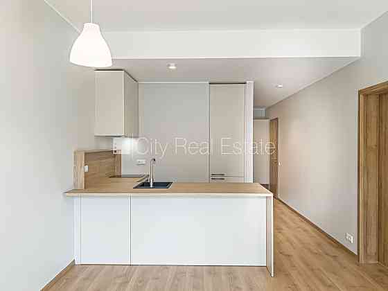 Новостройка, закрытый двор, подземная стоянка, лифт, балкон, количество спален 1 Рига