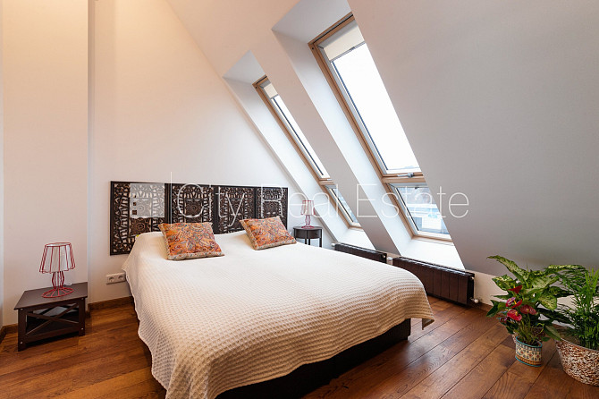 Реновированный дом, апартаменты люкс, мансарда, лифт, количество спален 2 шт., Рига - изображение 7