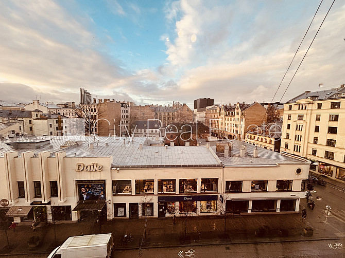 Окна выходят на улицу, широкий вид из окна, в доме новая електроинсталяция, в доме Рига - изображение 10