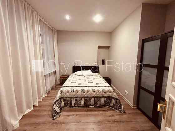 Фасадный дом, реновированный дом, закрытый двор, возможность аренды парковки, Рига