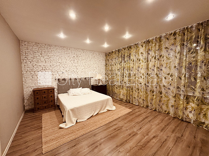 Фасадный дом, реновированный дом, закрытый двор, возможность аренды парковки, Рига - изображение 5