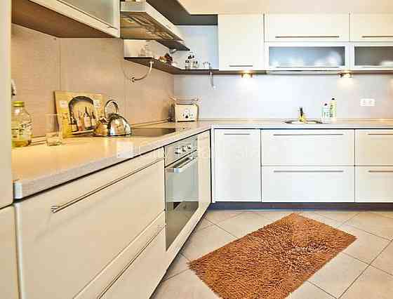 Проект - Kuģu 26 (Кугу 26), новостройка, фасадный дом, благоустроенная озеленённая Рига