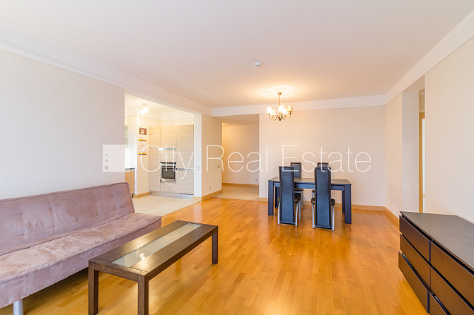 Здание во дворе, реновированный дом, закрытый двор, возможность аренды парковки, Рига - изображение 10