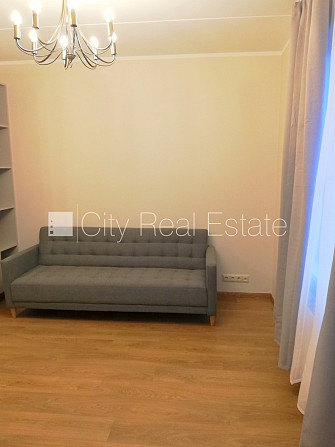 Здание во дворе, реновированный дом, закрытый двор, возможность аренды парковки, Рига - изображение 4