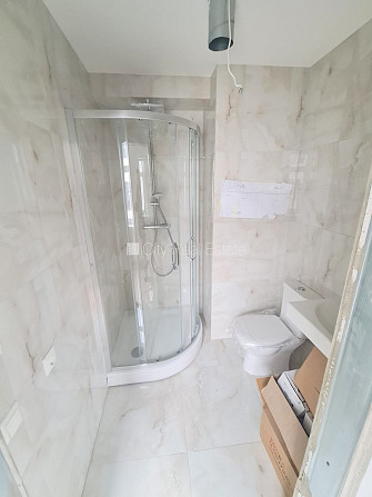 Zeme īpašumā, fasādes māja, renovēta māja, slēgts pagalms, ieeja no pagalma, kāpņu telpa Rīga - foto 4