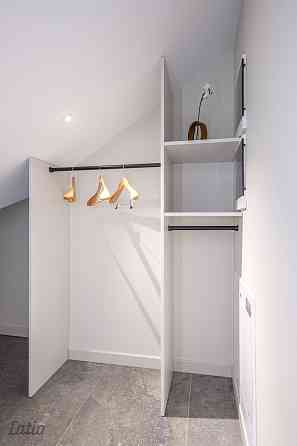 Pārdod plašu un skaistu mansarda veida dzīvokli renovētā mājā Āgenskalnā.
Dzīvoklis ir pilnībā gatav Rīga